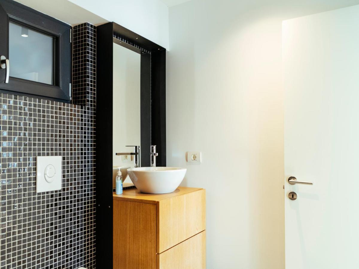 Central Modern Design Apartment Bucureşti Exterior foto