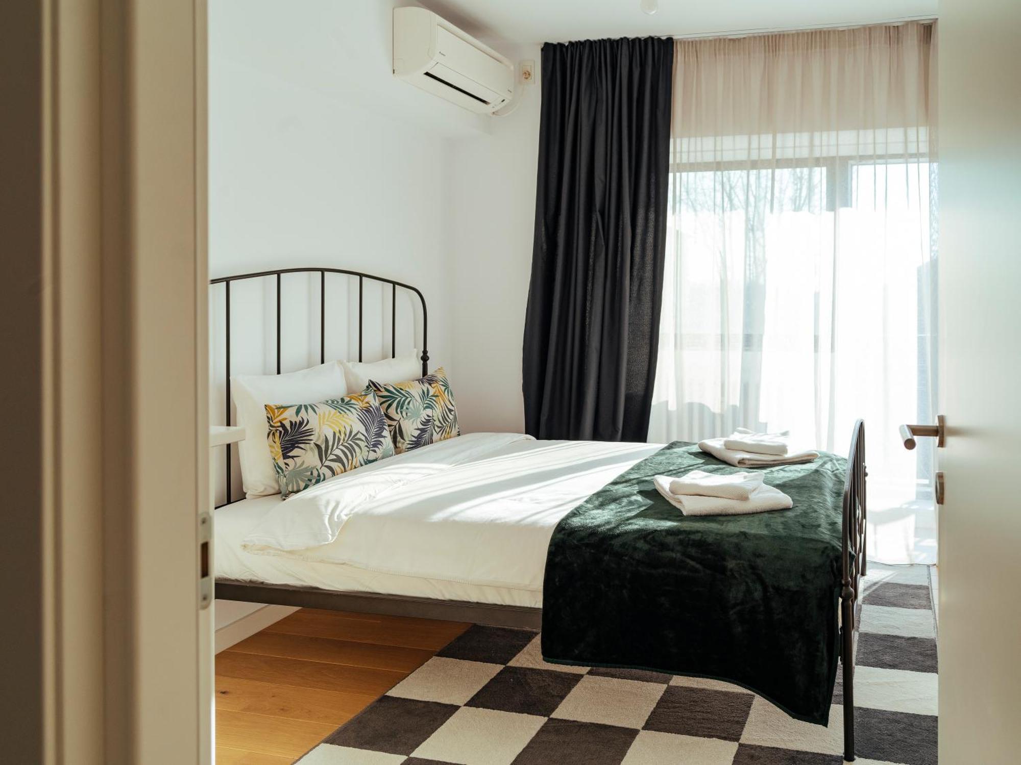 Central Modern Design Apartment Bucureşti Exterior foto