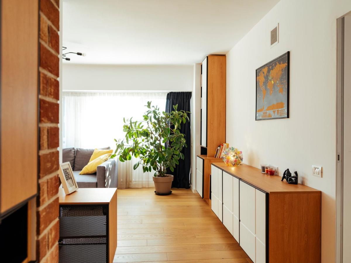 Central Modern Design Apartment Bucureşti Exterior foto