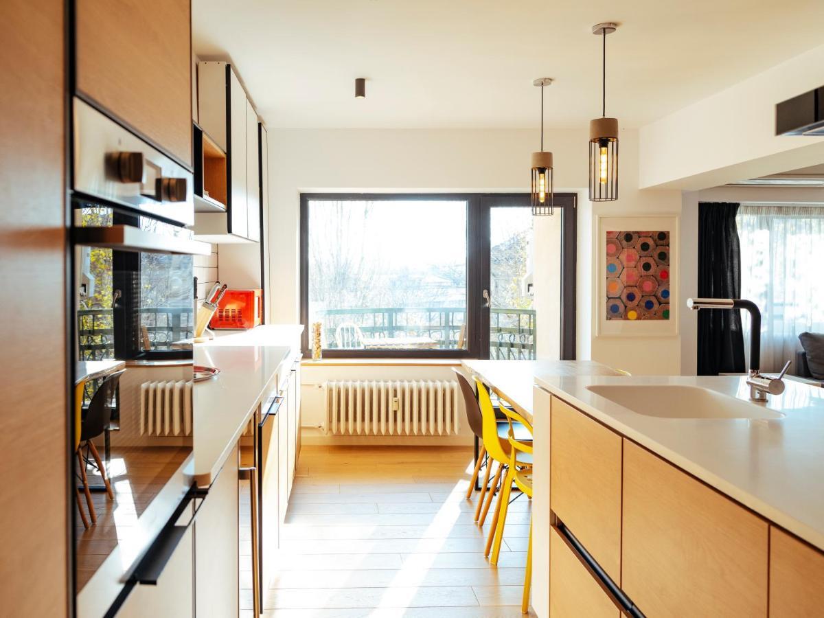 Central Modern Design Apartment Bucureşti Exterior foto