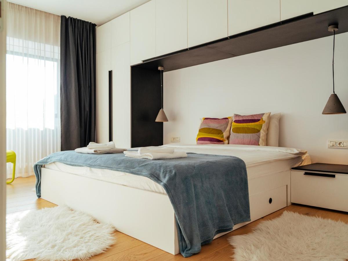 Central Modern Design Apartment Bucureşti Exterior foto