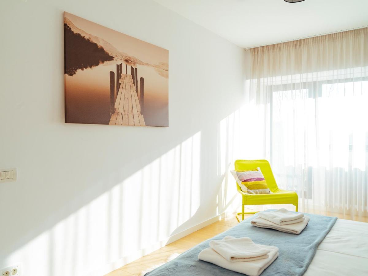 Central Modern Design Apartment Bucureşti Exterior foto
