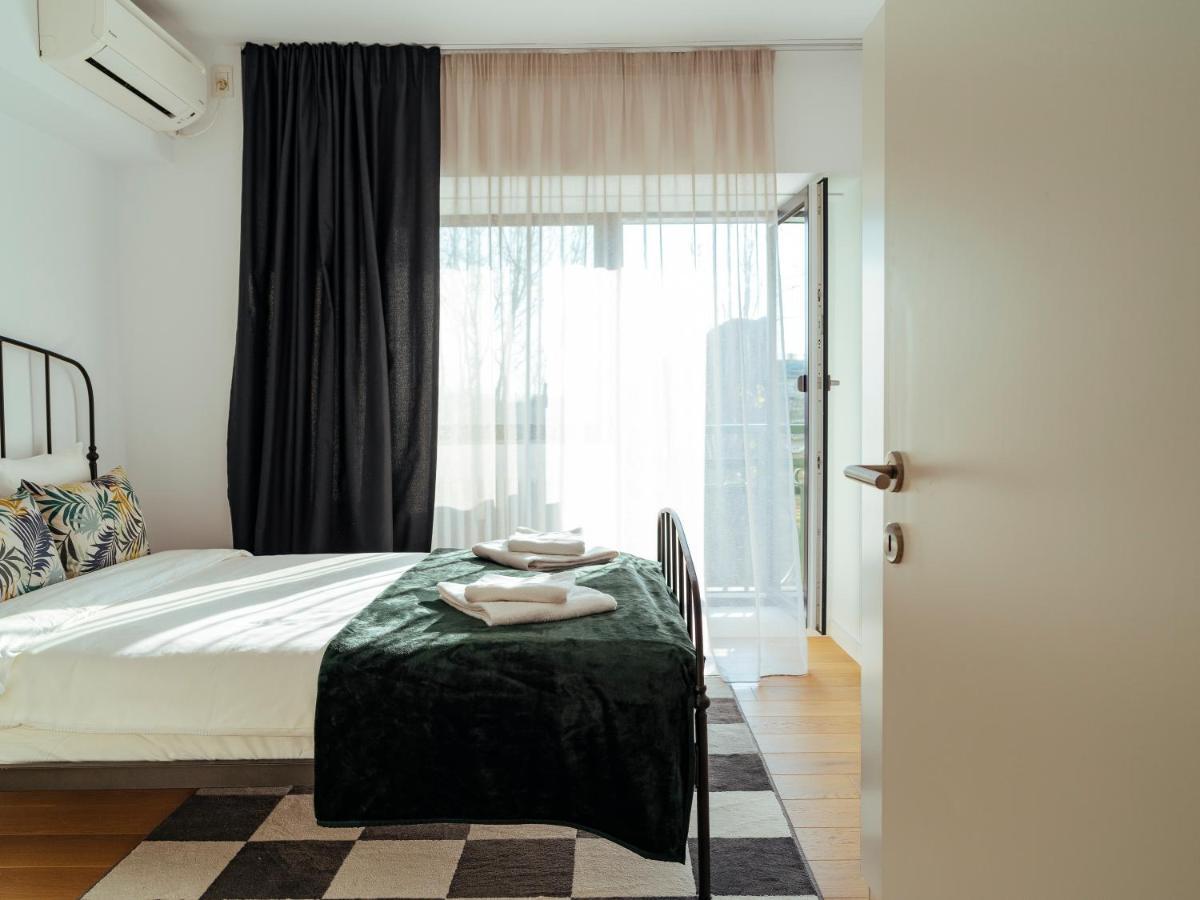 Central Modern Design Apartment Bucureşti Exterior foto