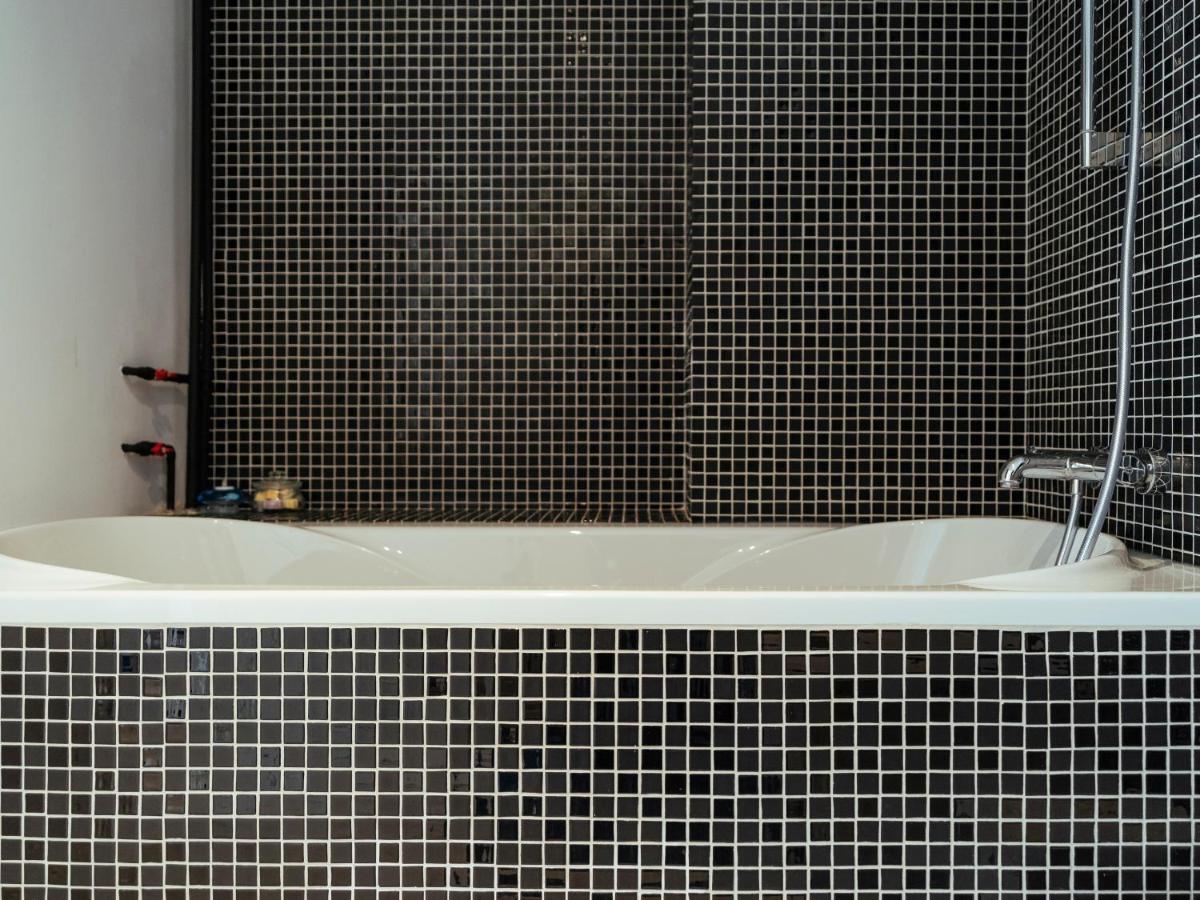Central Modern Design Apartment Bucureşti Exterior foto
