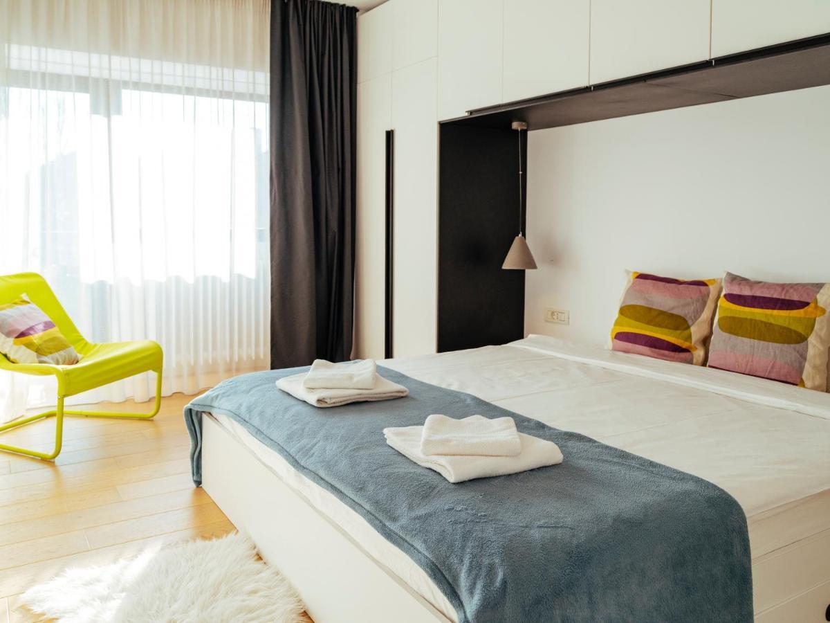 Central Modern Design Apartment Bucureşti Exterior foto
